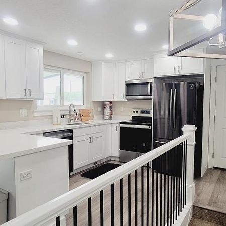 جنوب جوردان 3 Bed 2 Bath Full Accessible Townhome In Heart Of Slc المظهر الخارجي الصورة
