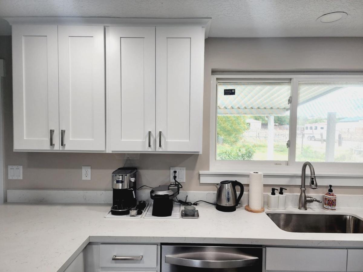 جنوب جوردان 3 Bed 2 Bath Full Accessible Townhome In Heart Of Slc المظهر الخارجي الصورة